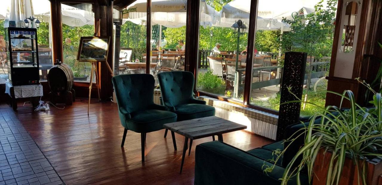 Rooms Brig Duga Resa Luaran gambar